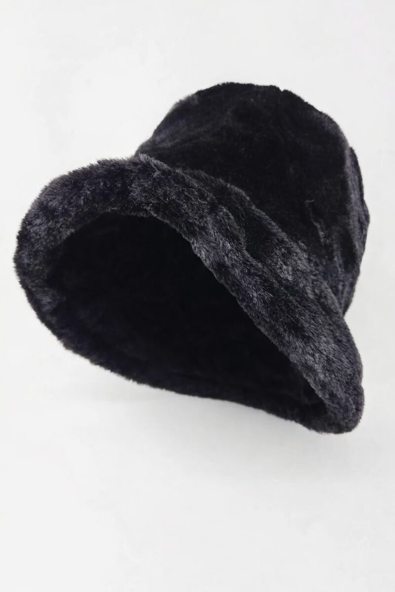 CAPPELLO BUCKET IN ECOPELLICCIA